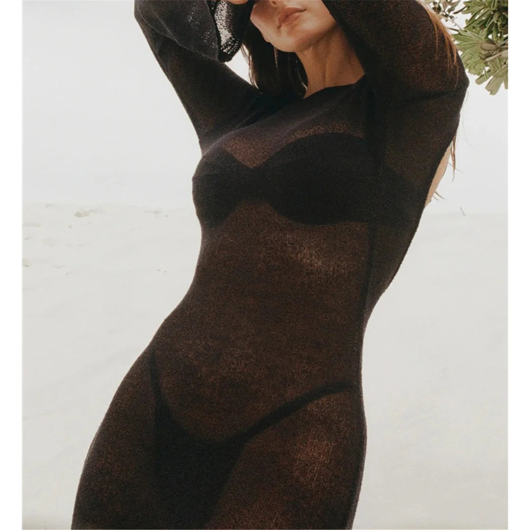 Abito copricostume traforato Lovpi — nero trasparente su modella | Dream Shop