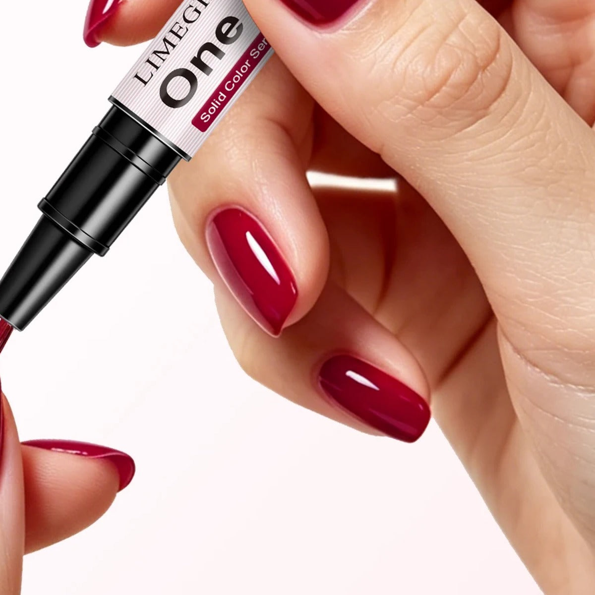 One Step gel nail polish pen applied in one stroke, glossy red nails | Dream Shop