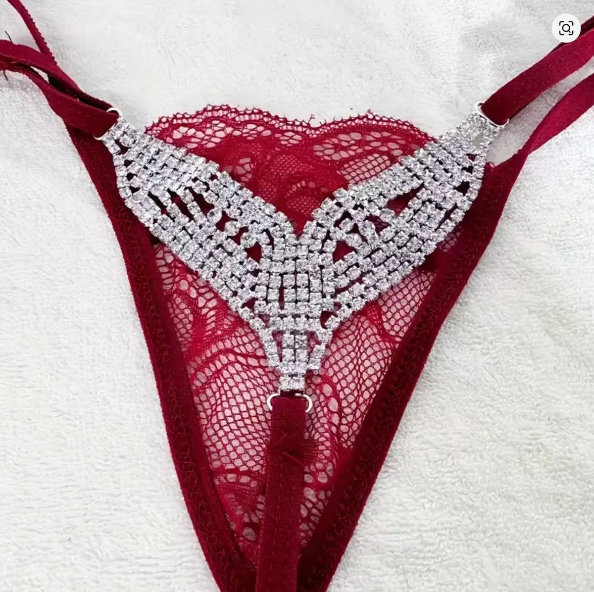 Jewel thong
Lycra with interchangeable precious application