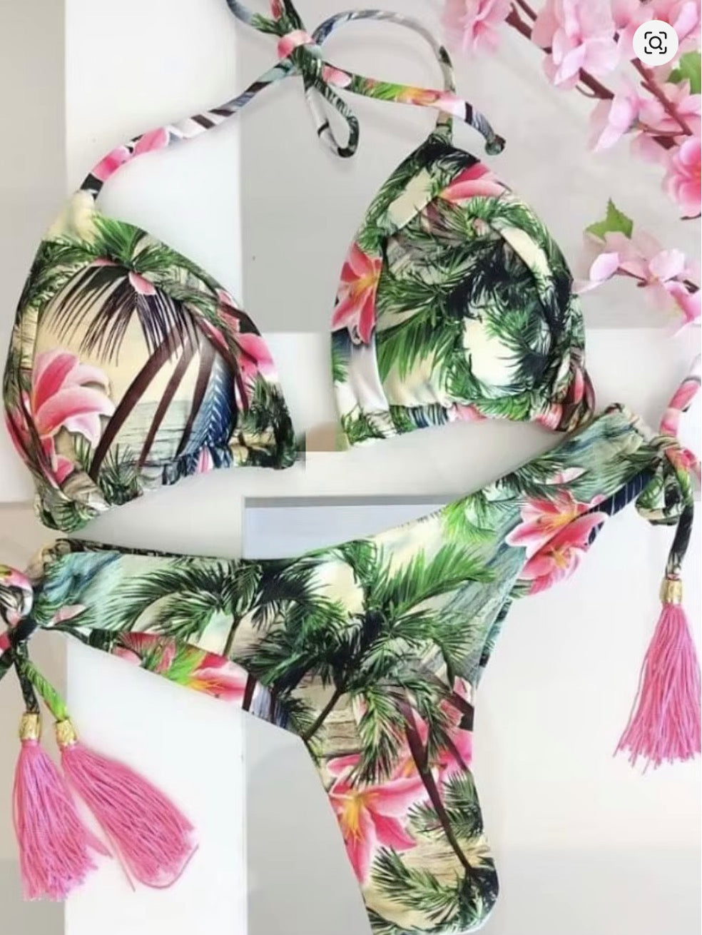 Bikini Calipso
Top imbottito floreale etnico in 5 fantasie