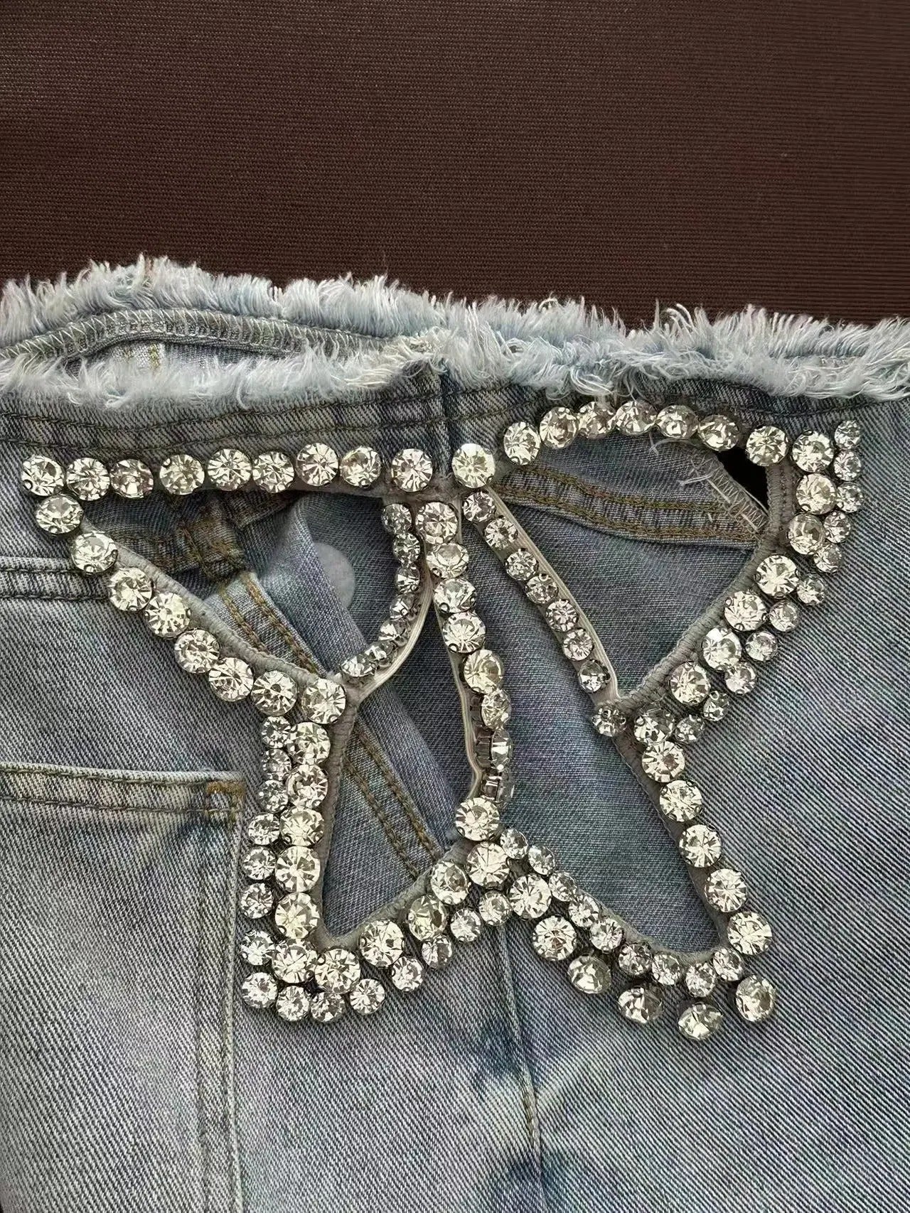 Jeans stella strass dettaglio applicazione cristalli a stella | Dream Shop