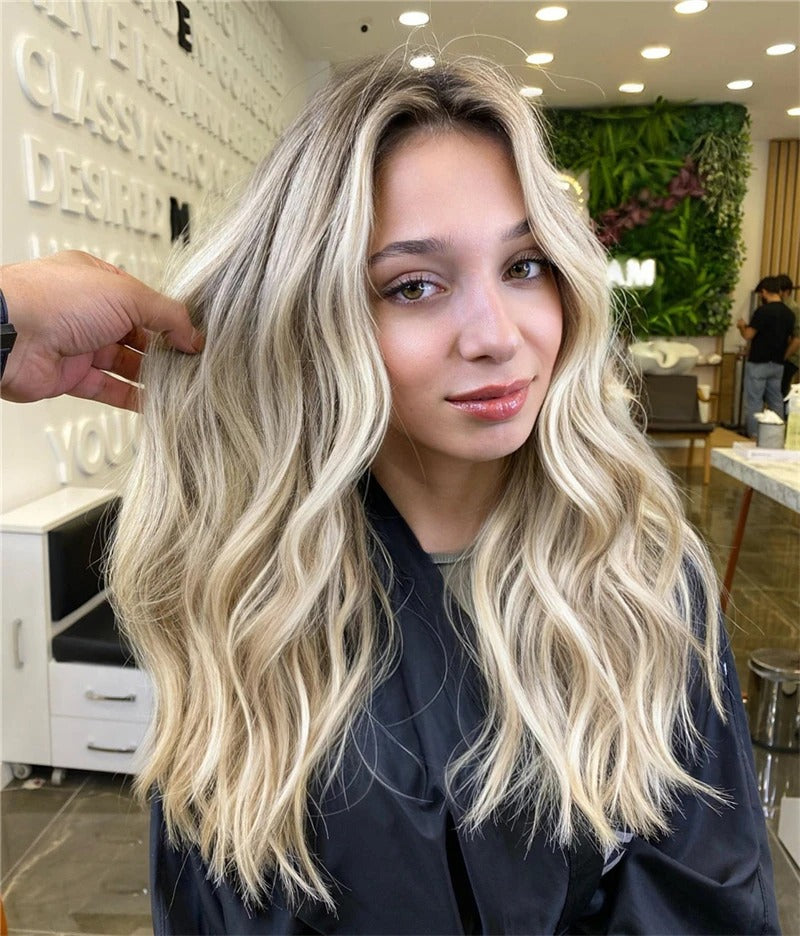 Parrucca balayage onde morbide indossata balayage biondo dorato vista frontale | Dream Shop