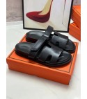 Ines Sandal