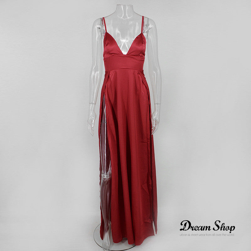 Outfit estivi glamour 2026 Dream Shop: maxidress in raso da sera