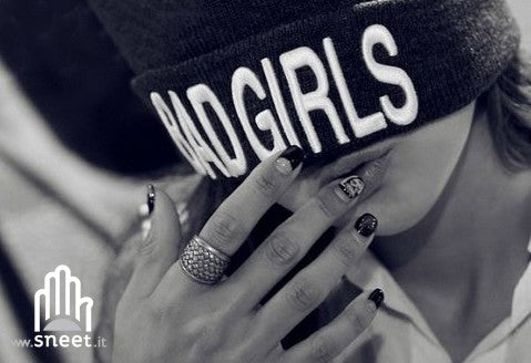 Gorra de chicas malas