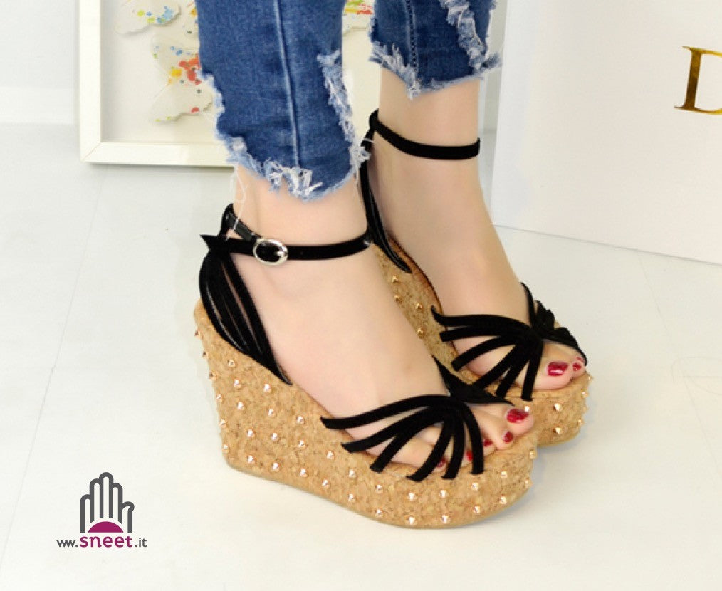 Studs Wedge