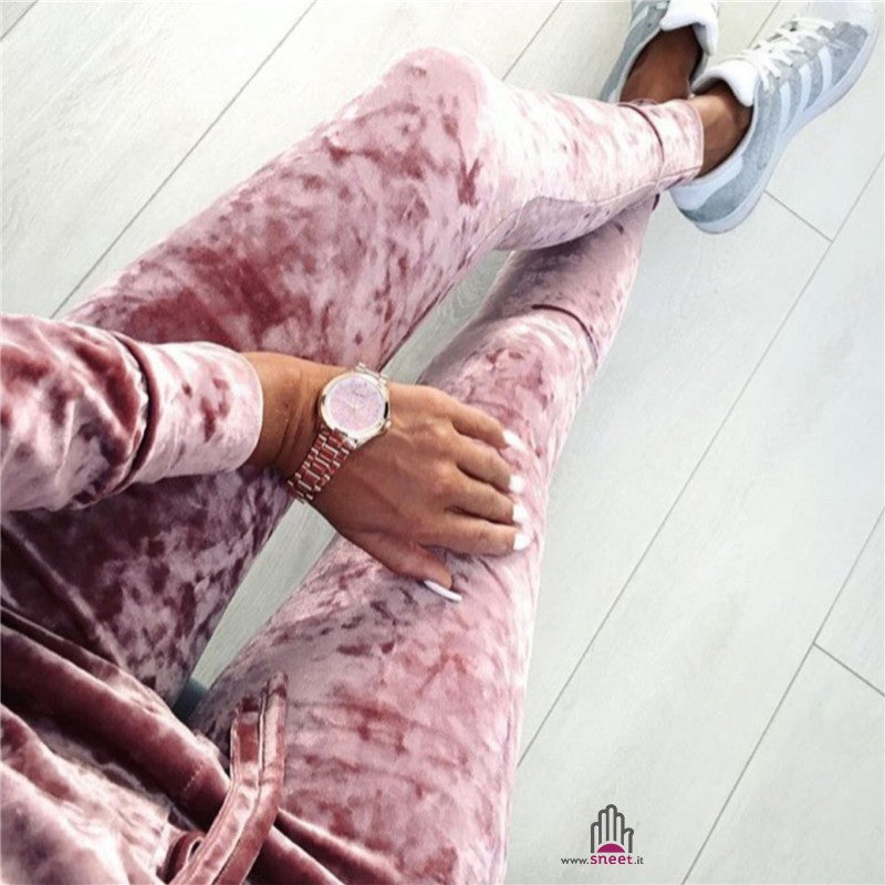 Velvet neckline suit