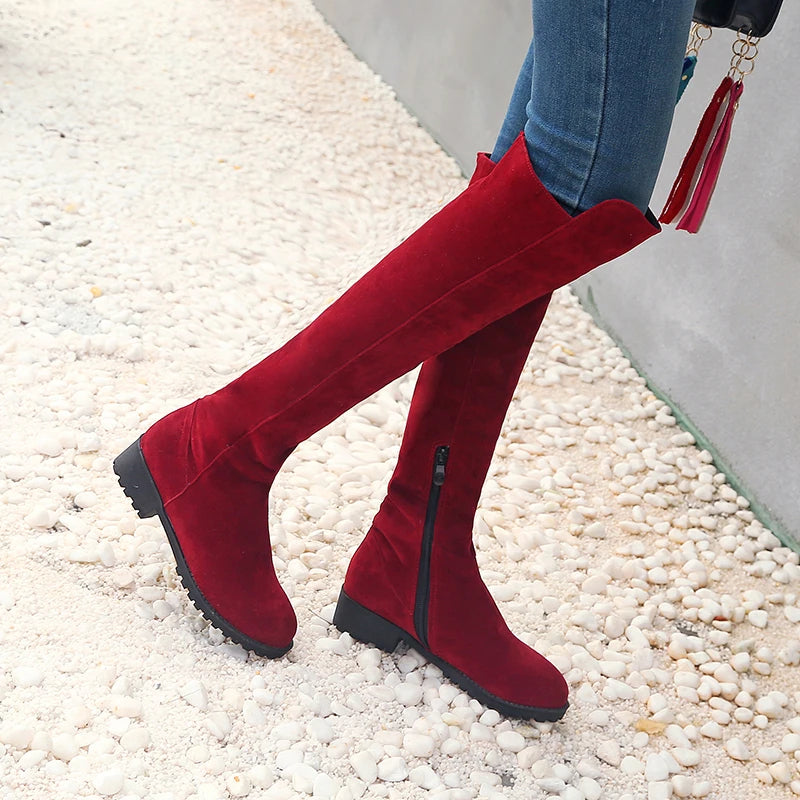 Bota altísima h 53 cm tacón 3,5 cm 
Ante y piel sintética en 3 colores