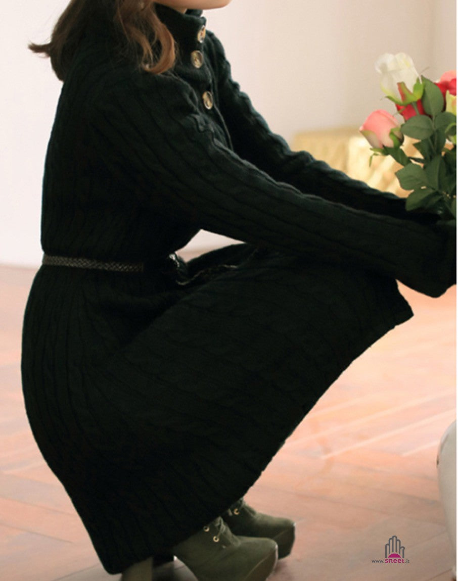 Maxidress in maglia con bottoni Tessa