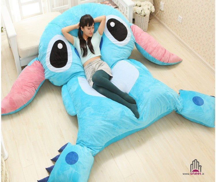 Stitch Bed 220x150 cm