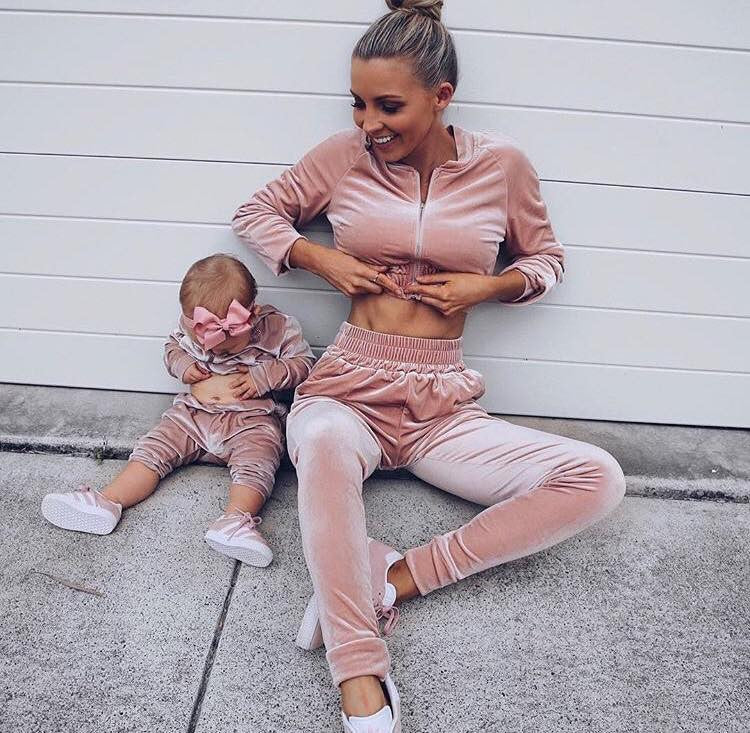 Tuta velluto Helkresia