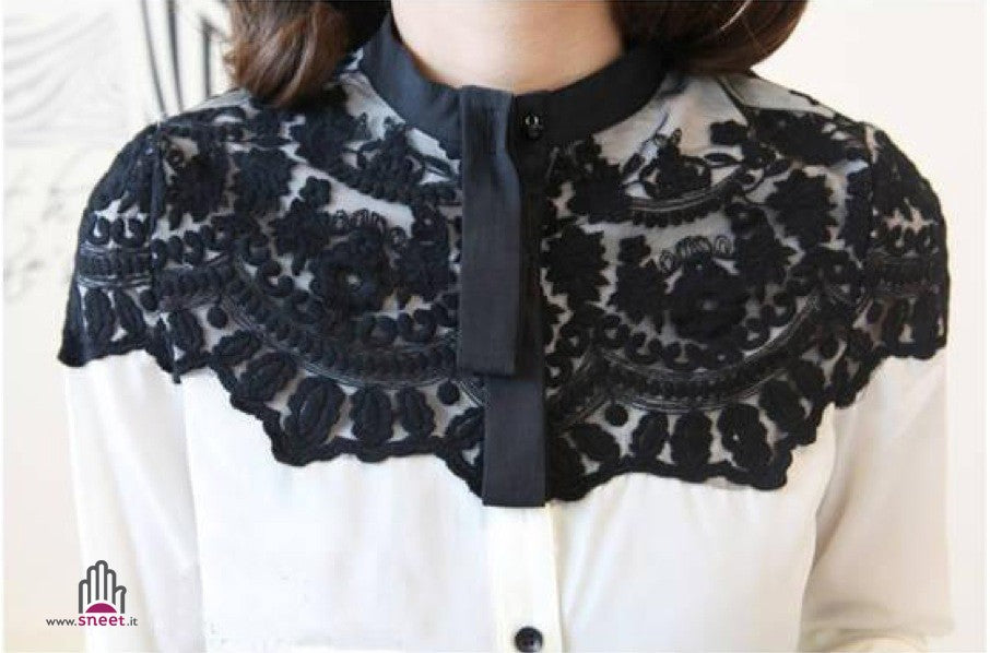 Camisa bicolor con encaje