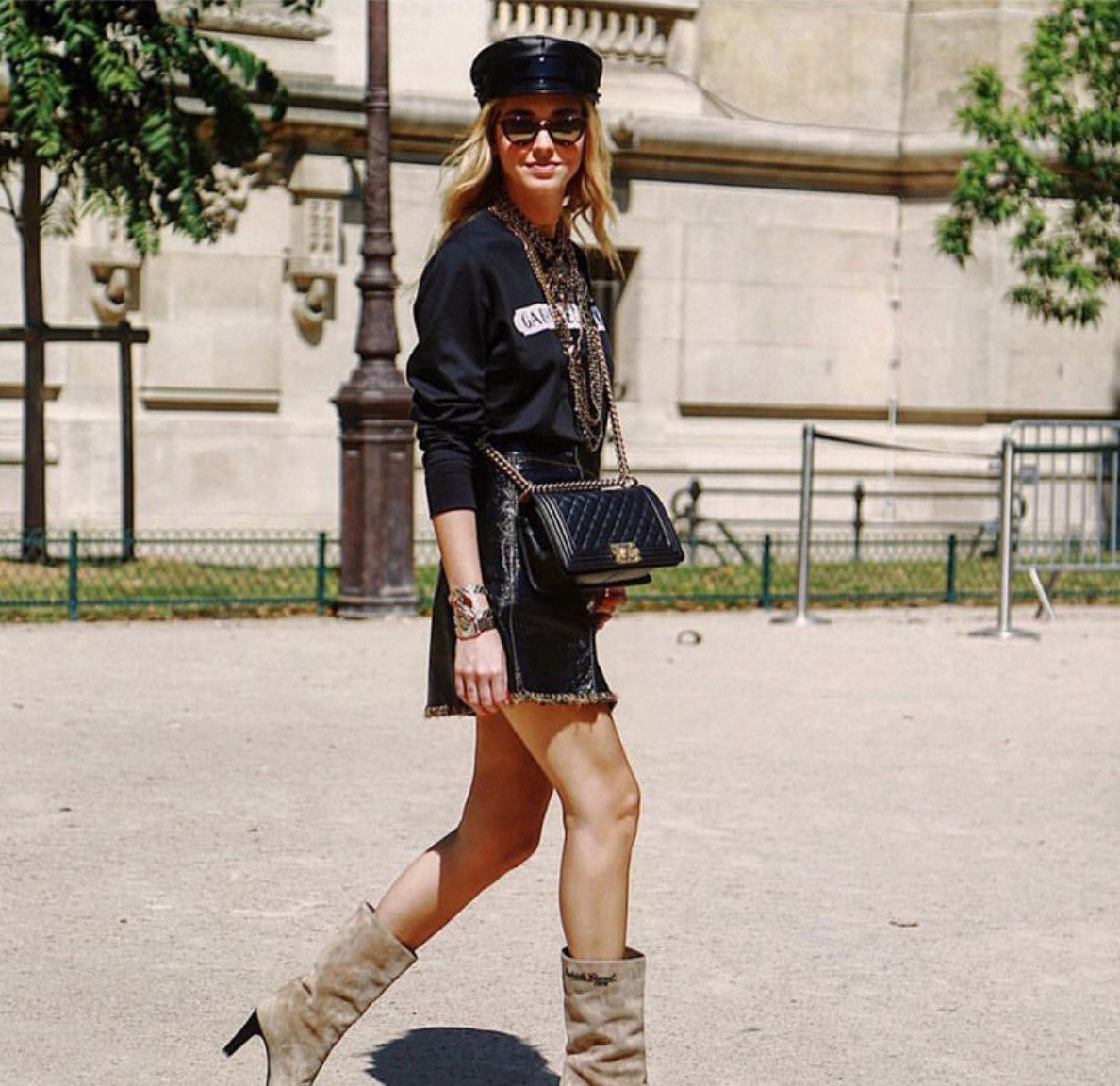 Cappello basco in pelle