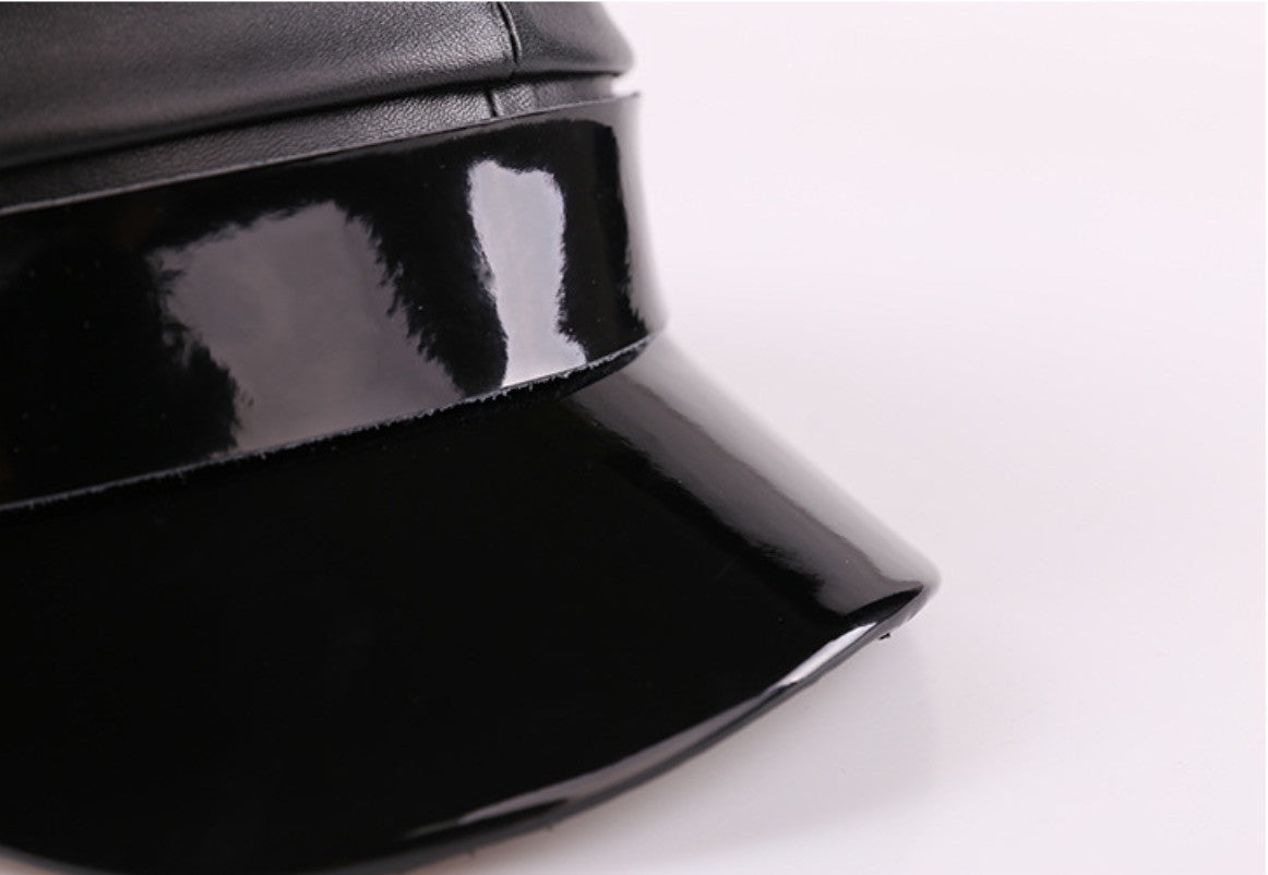 Cappello basco in pelle