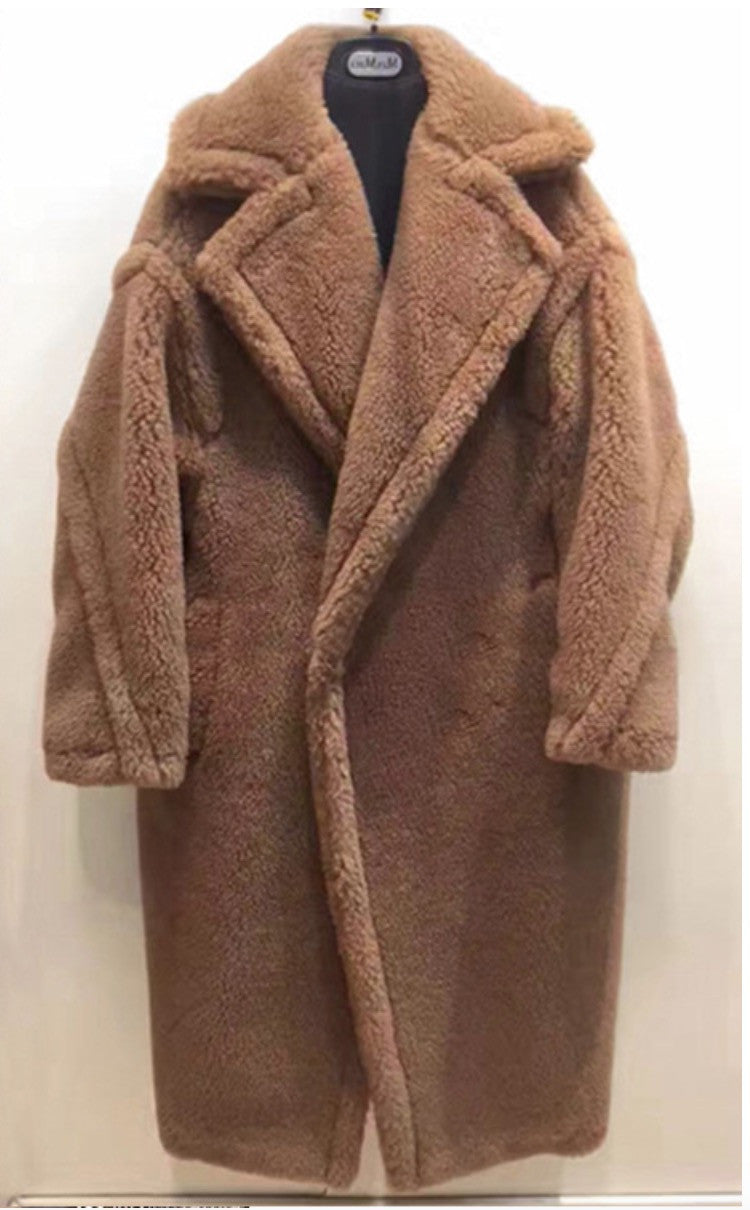 Maxi cappotto peluches