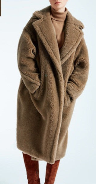 Maxi cappotto peluches