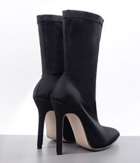 Stivaletto con calza