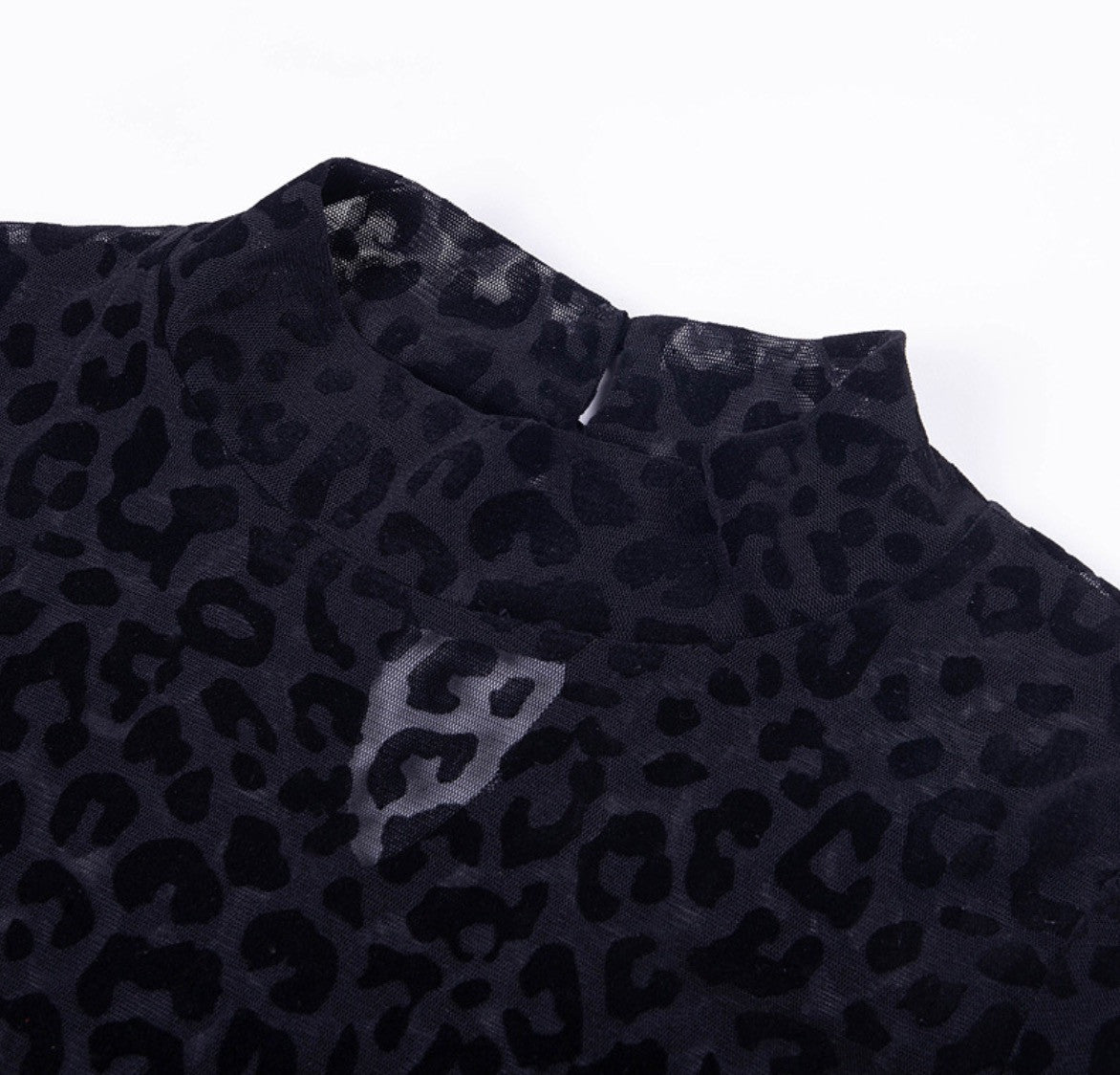 Body black animalier