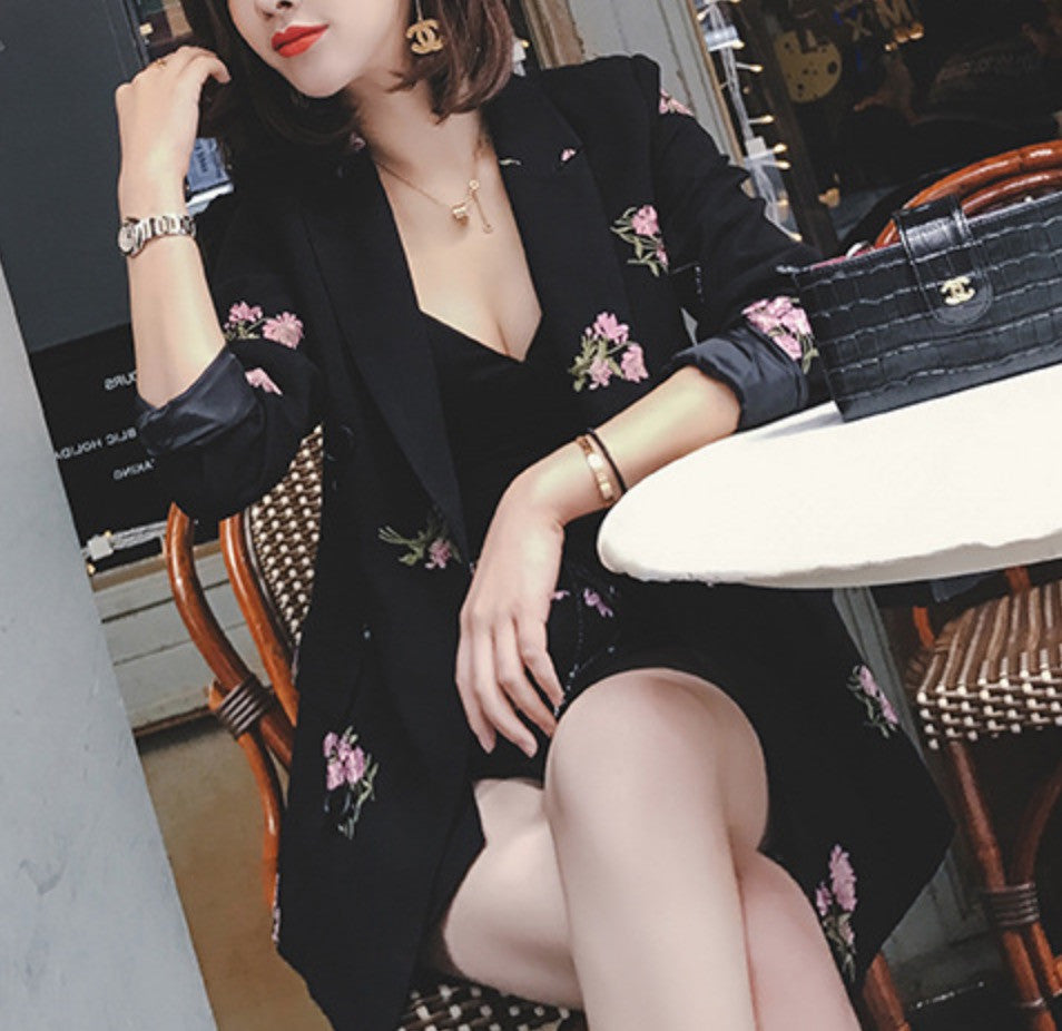 Completo blazer shorts fiori