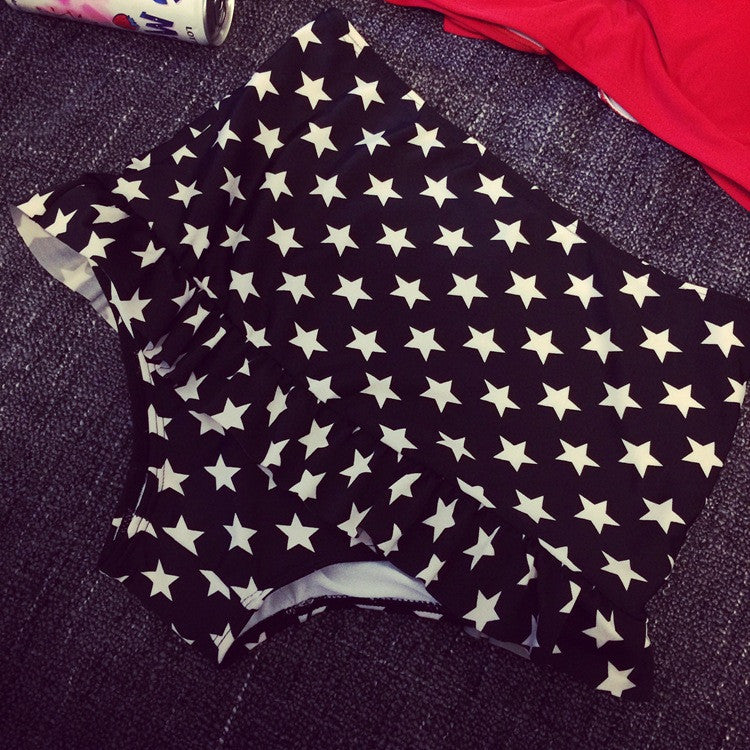 Bikini pinup stars pois