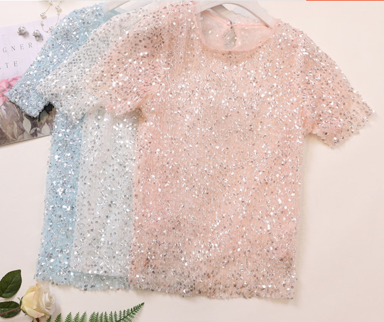 Tee in pailettes tonde