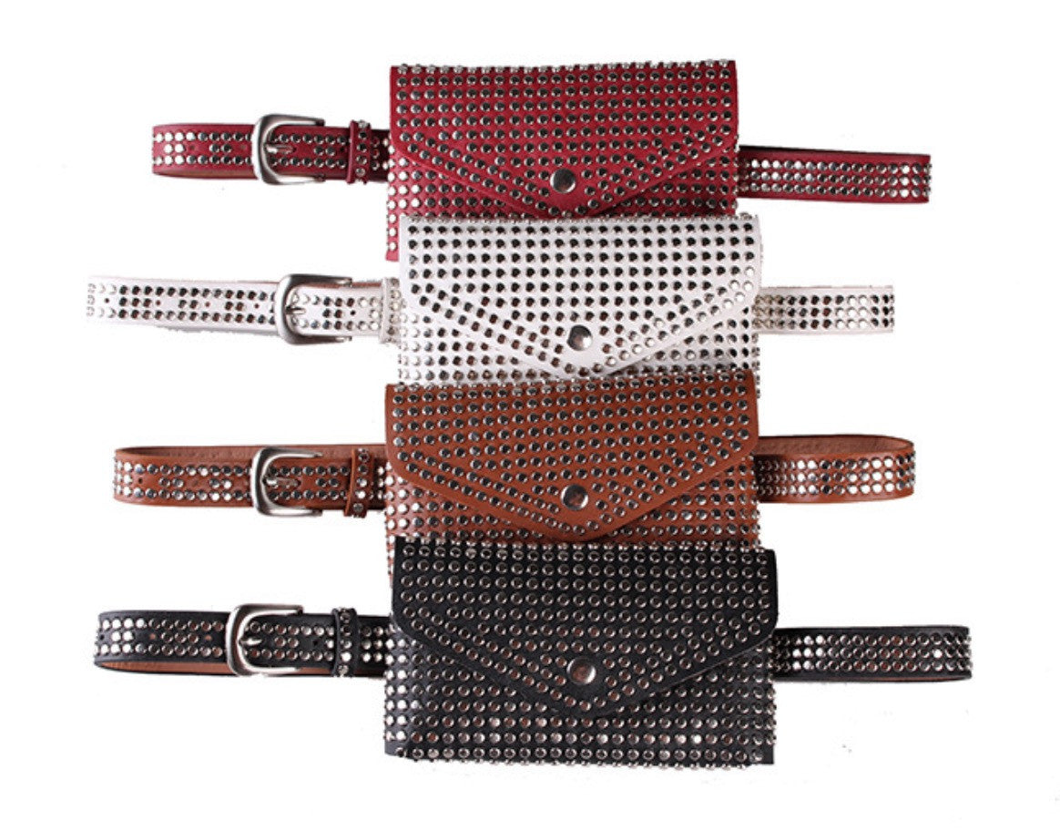 Marsupio borchie Mariag