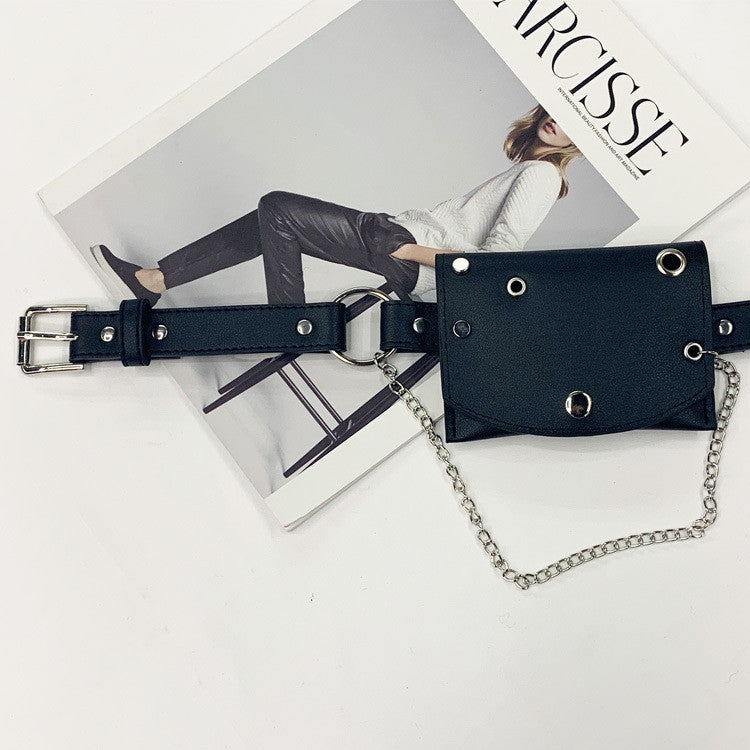 Marsupio stud chain