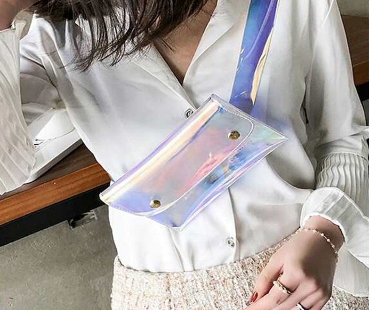 Marsupio metal circle