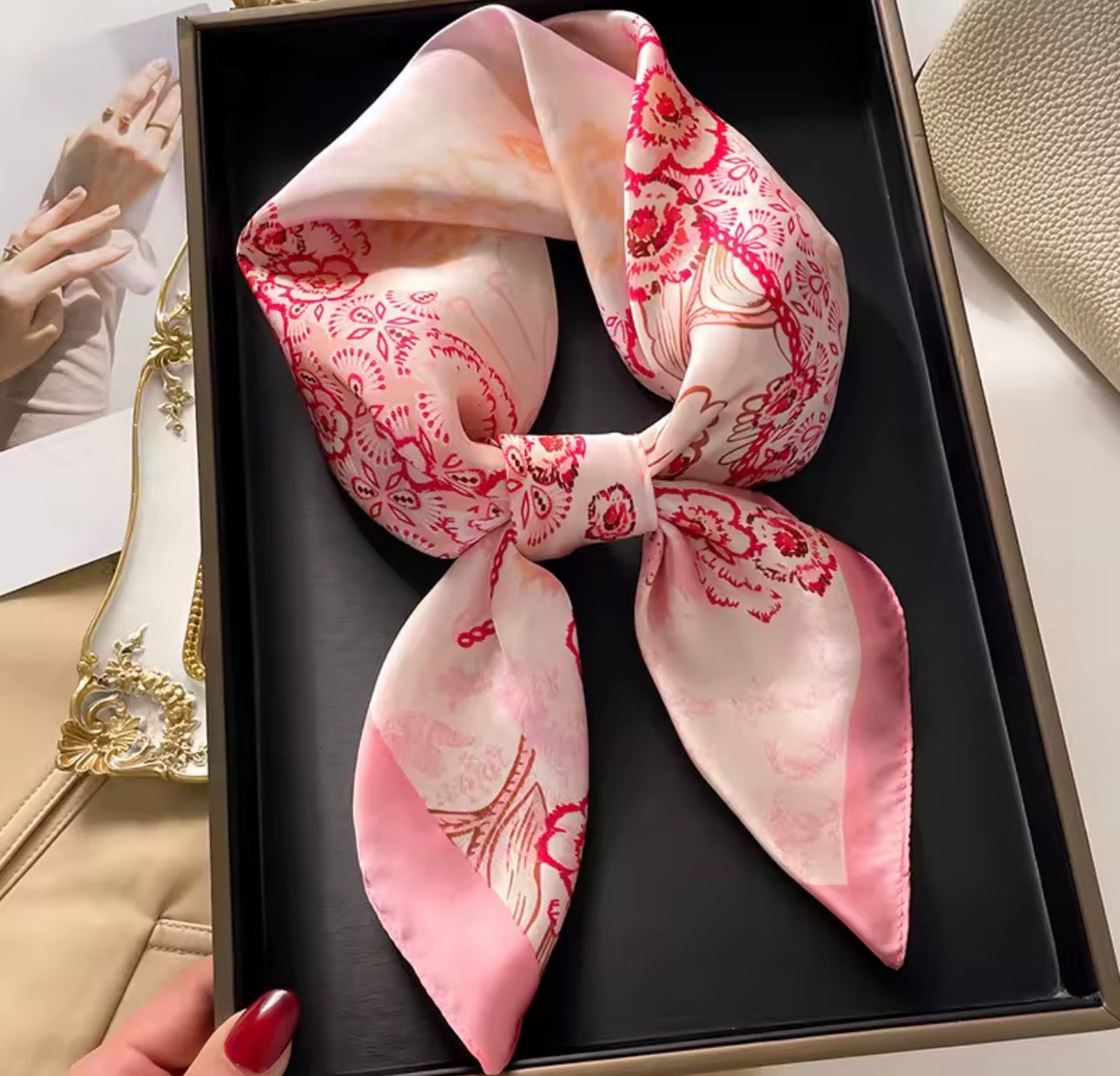 Foulard raso Katapy fantasia paisley rosa e rosso | Dream Shop