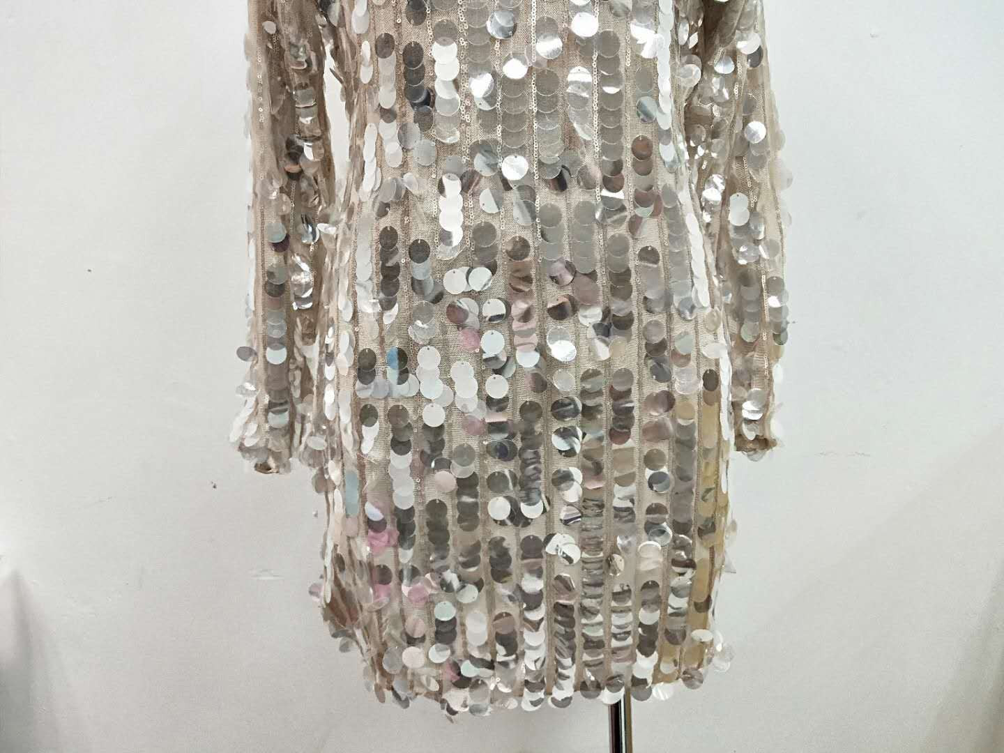 Abito champagne big pailettes