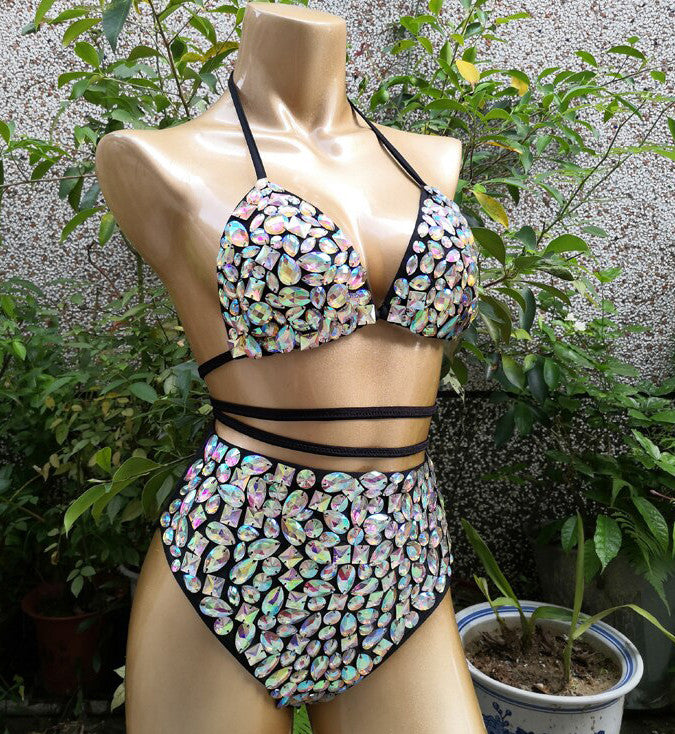 Stoned Belly Bikini Triangle