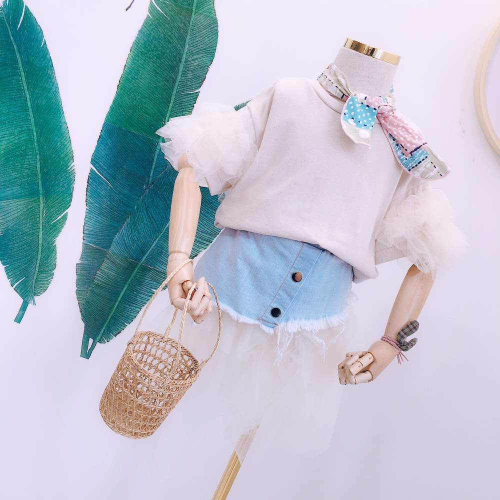 T-shirt baby rouges in tulle