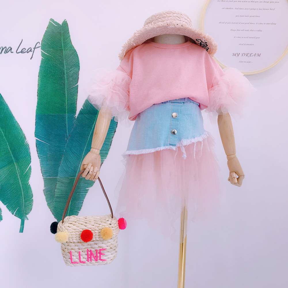 T-shirt baby rouges in tulle