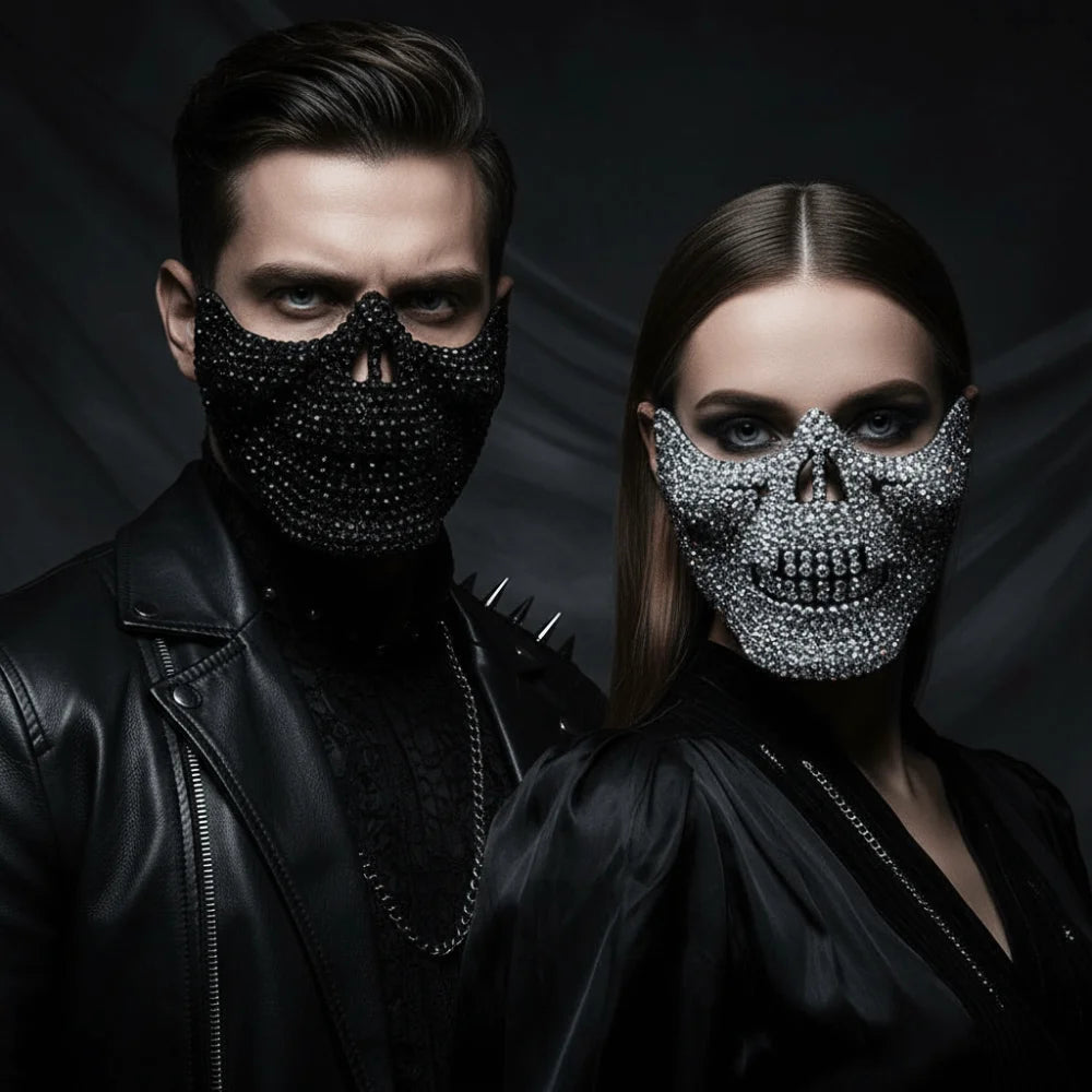 Pareja con medias máscaras calavera con estrás negra y plateada — Dream Shop