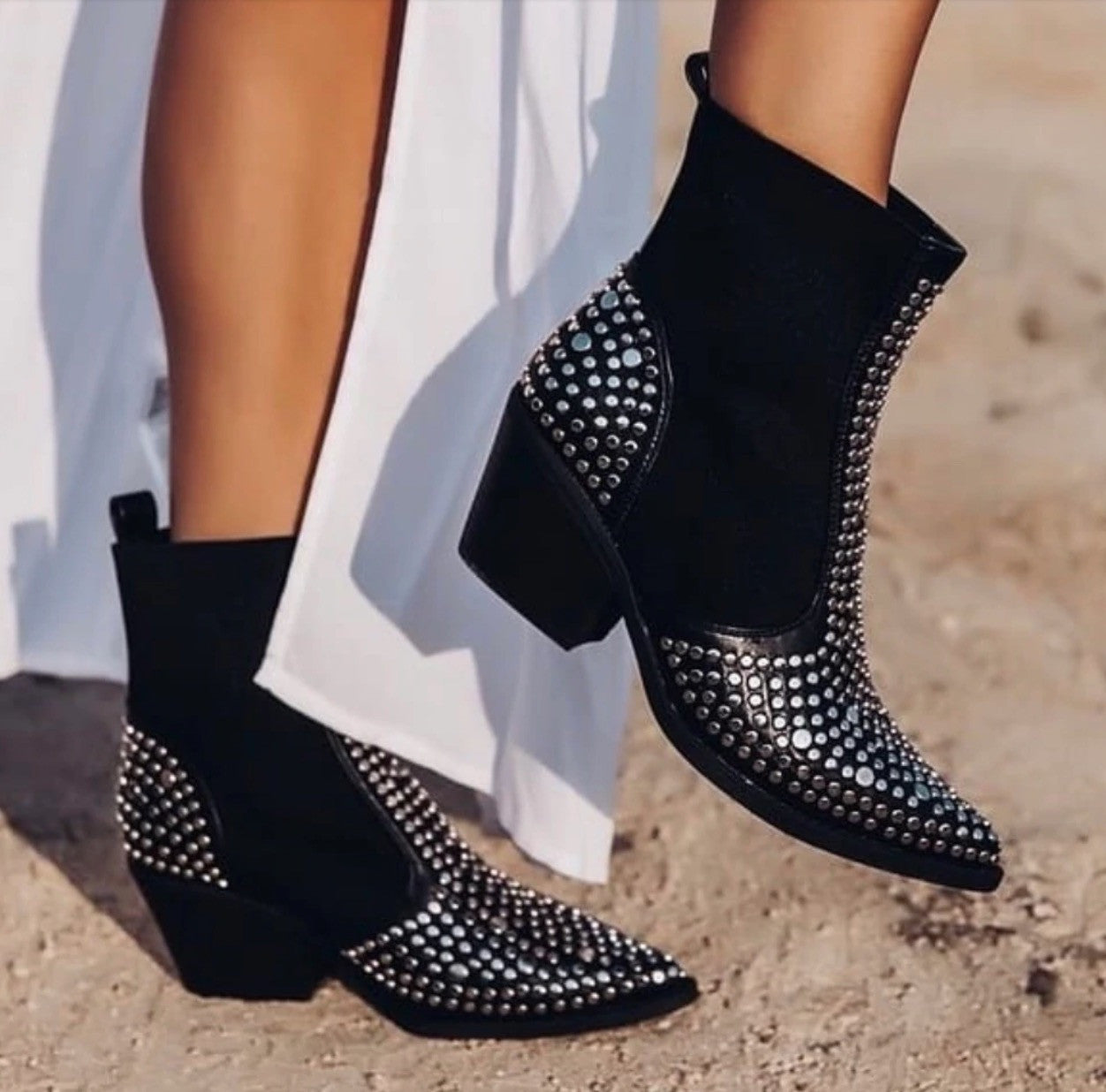 Stivali borchie Alexsia