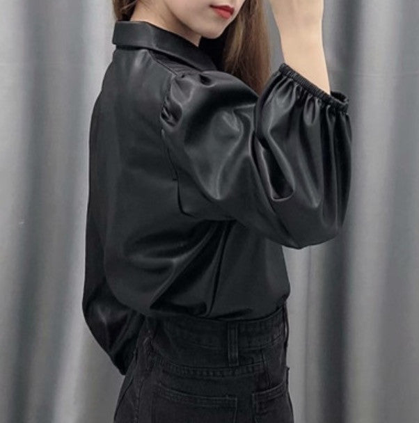 Camicia ecopelle maniche a sbuffo