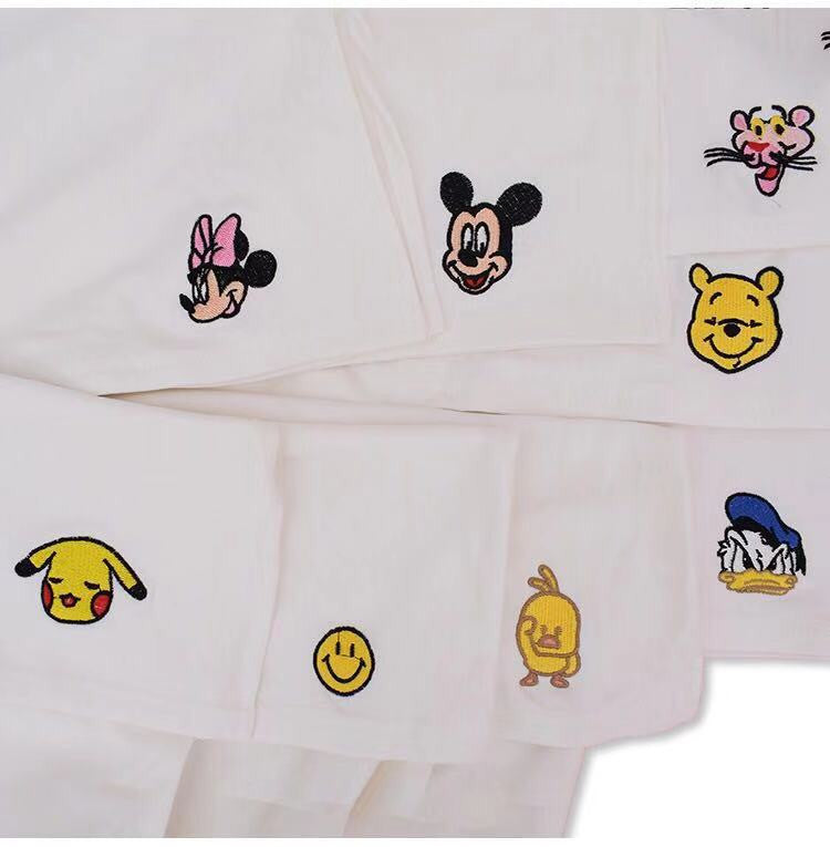 Maglia manica lunga ricami cartoon