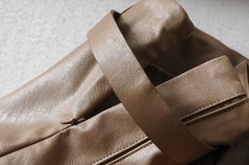 Shorts ecopelle vita alta