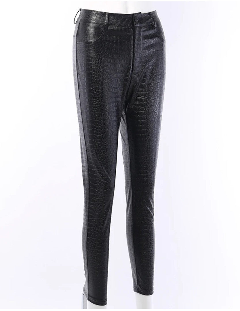 Pantalone effetto coccodrilllo ecopelle