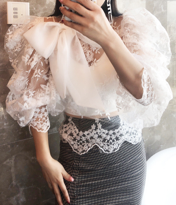 Blusa pizzosa fiocco