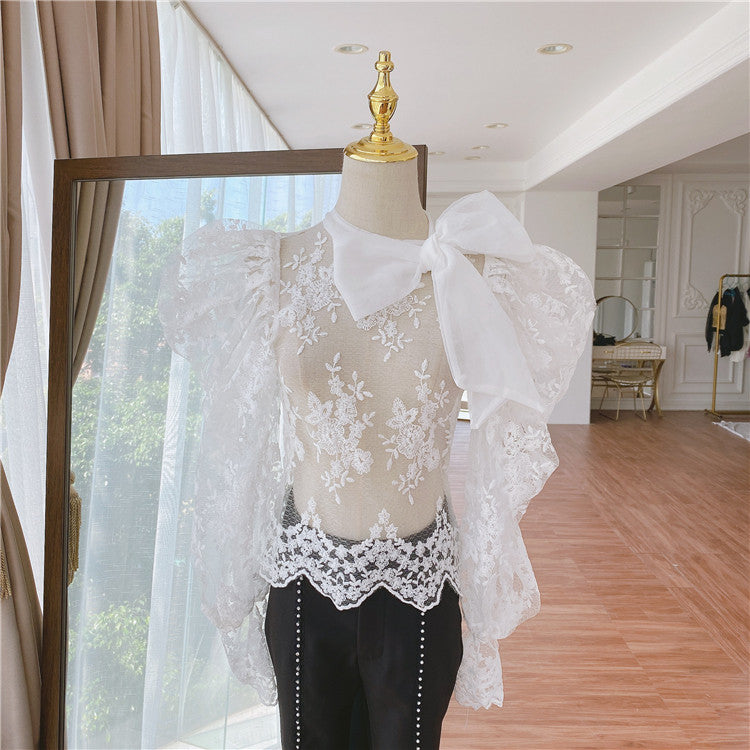 Blusa pizzosa fiocco