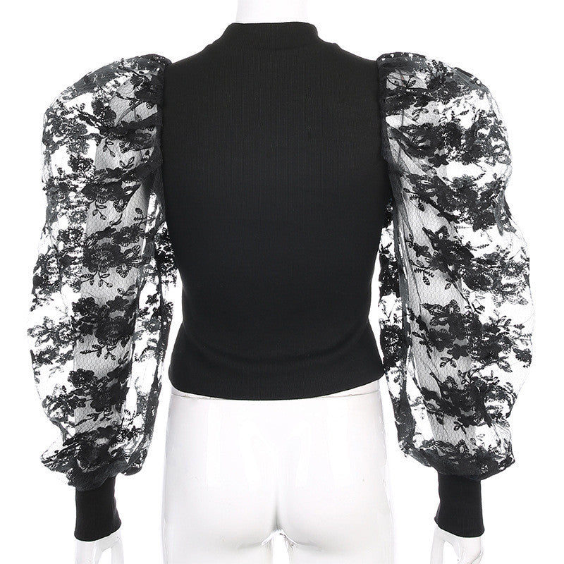 Maglia maniche a sbuffo pizzo rose