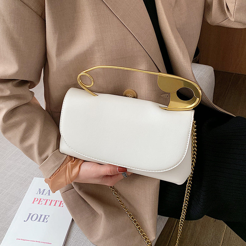 Pochette maxi spilla