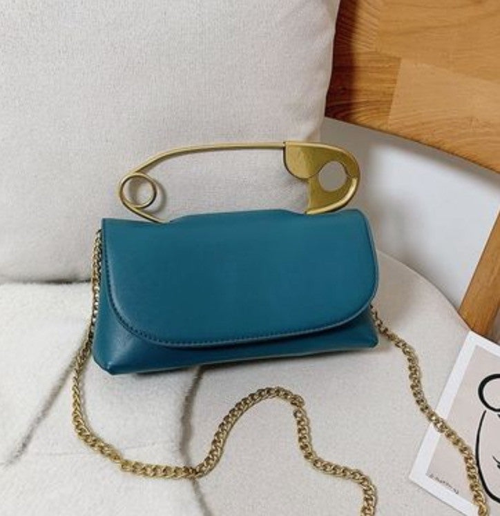 Pochette maxi spilla
