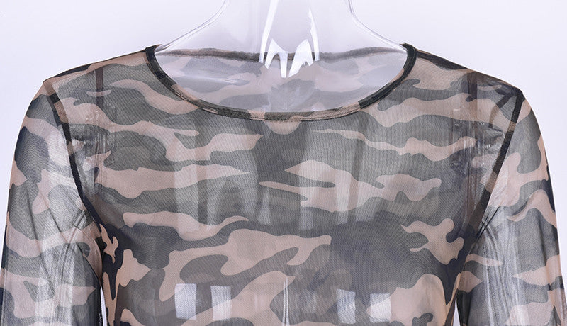 Dress in tulle camouflage