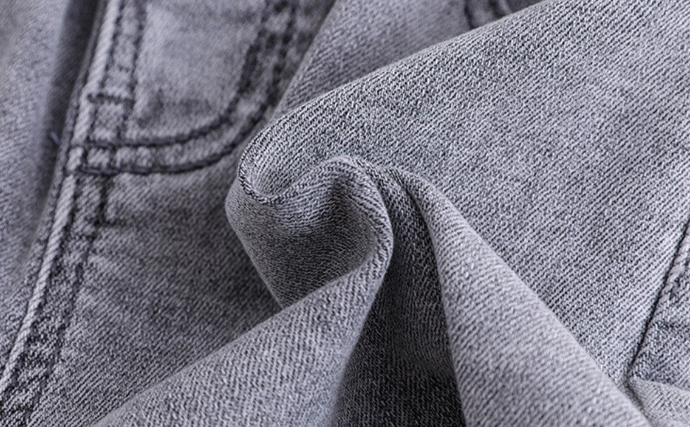 Shorts bambina in denim caramella elastico