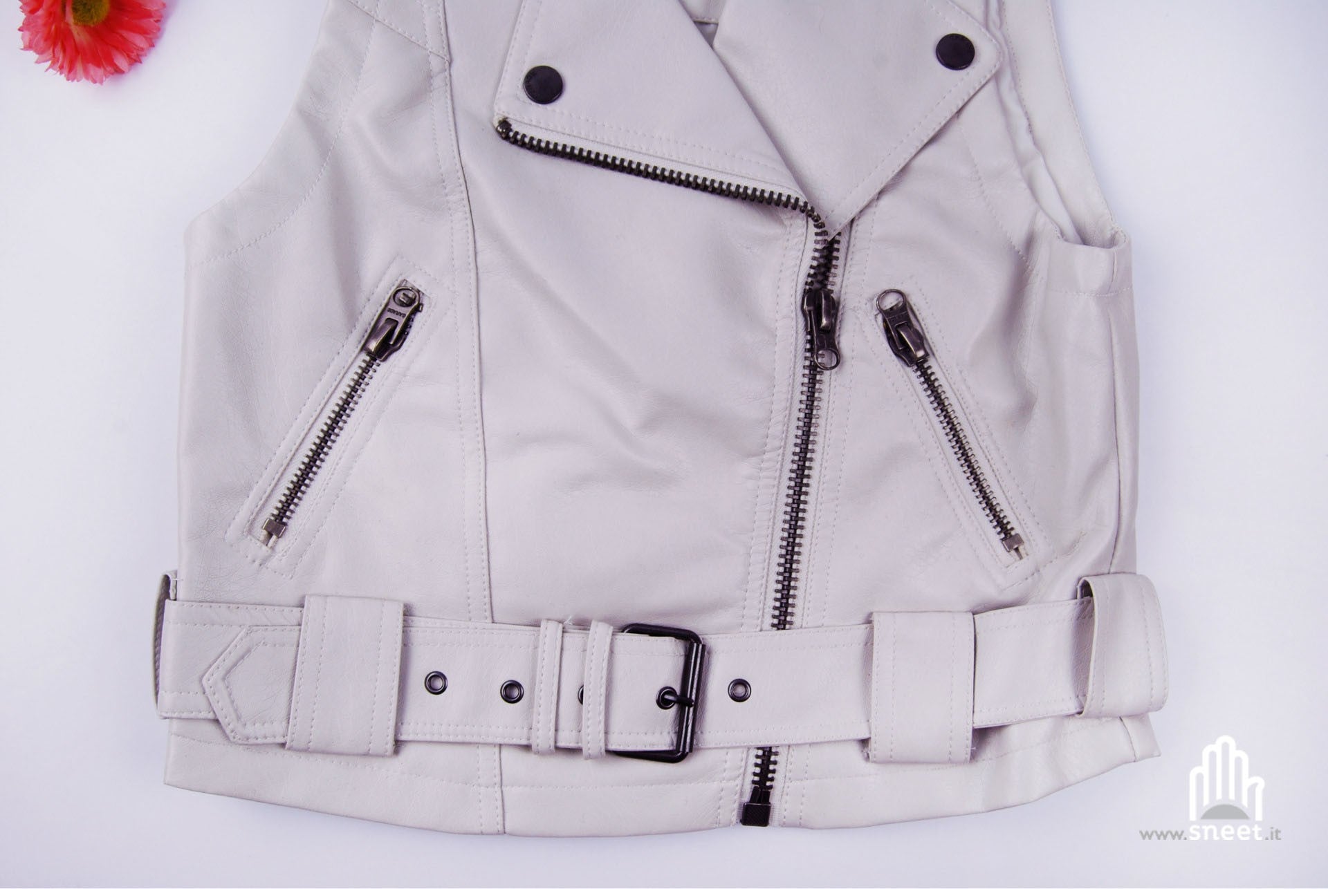 Outof pengy eco-skin