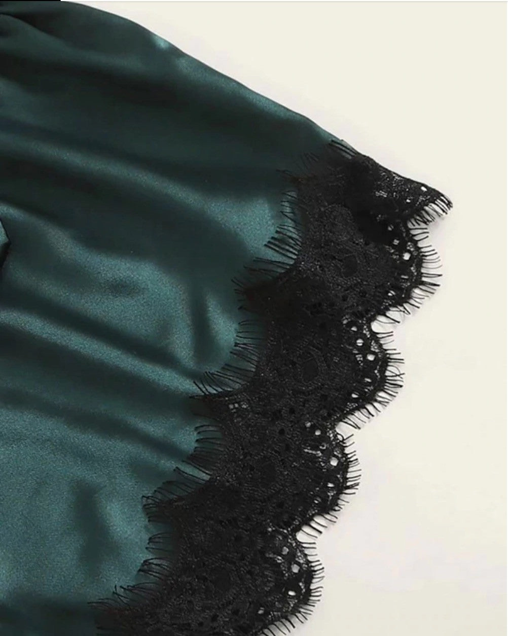 Completino 4 pezzi raso-pizzo Rasiha