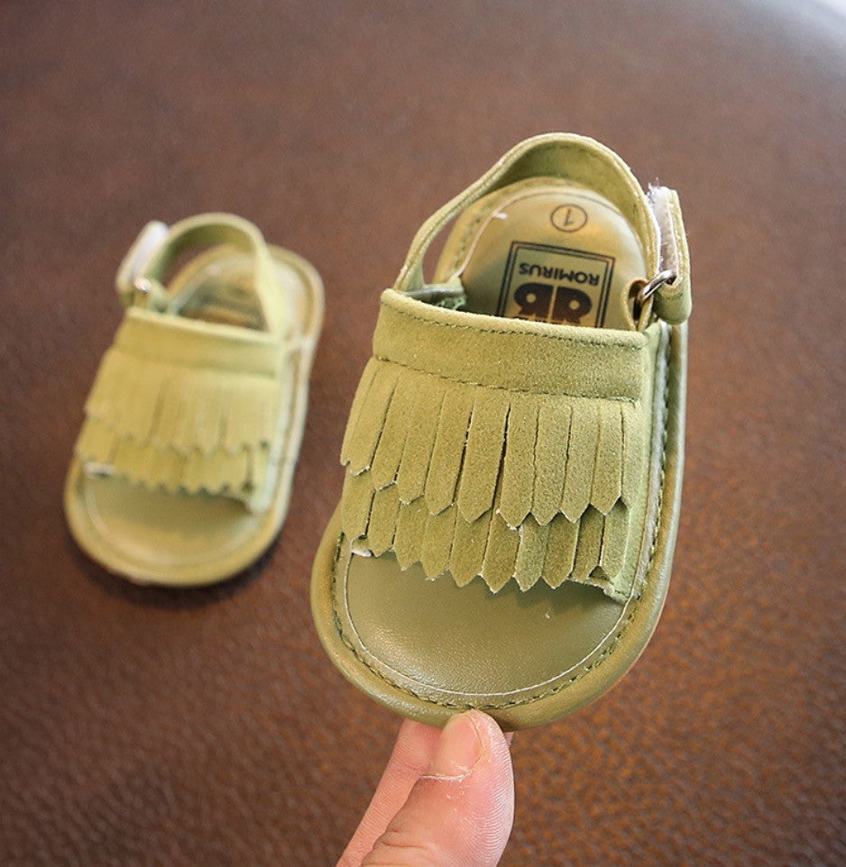 Sandaletti neonata con frangette