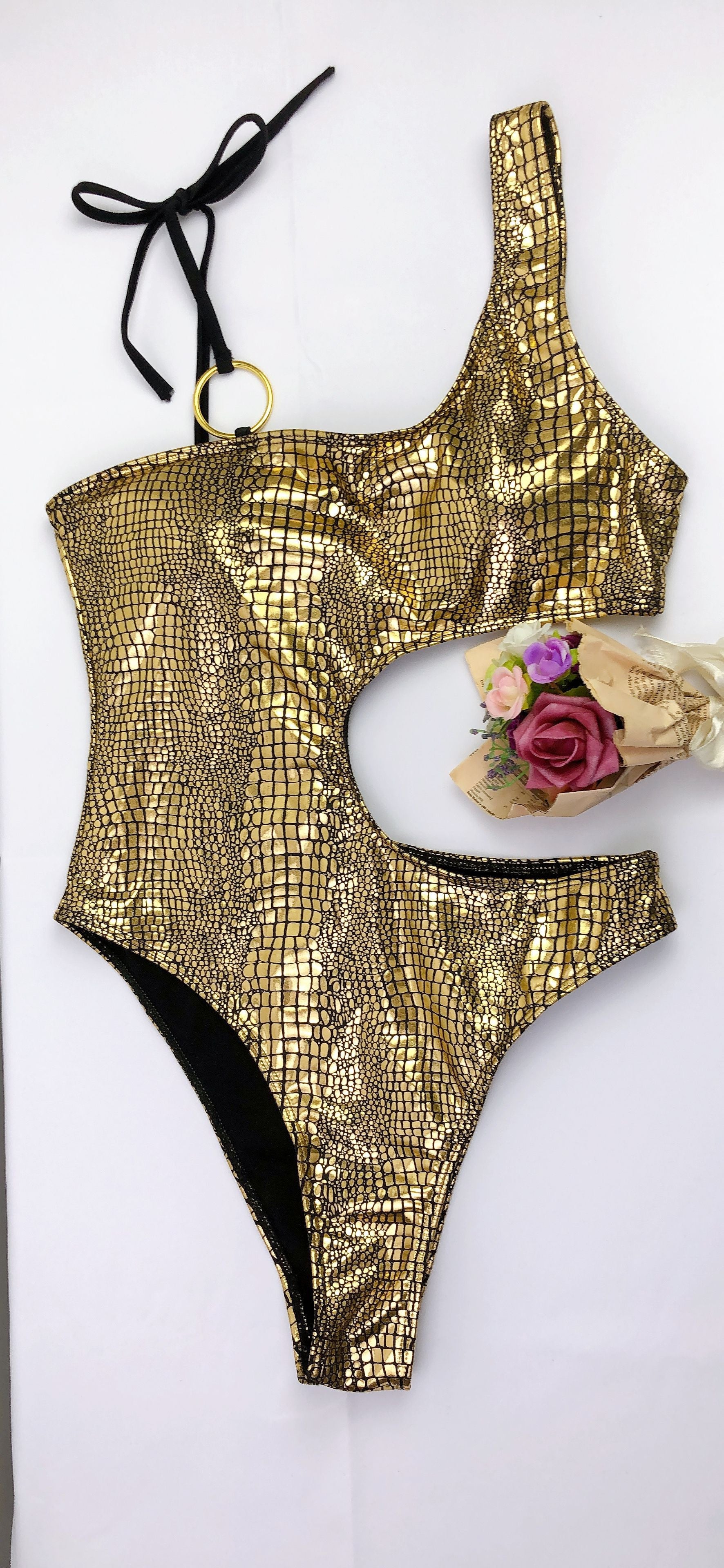 Monokini gold pyton